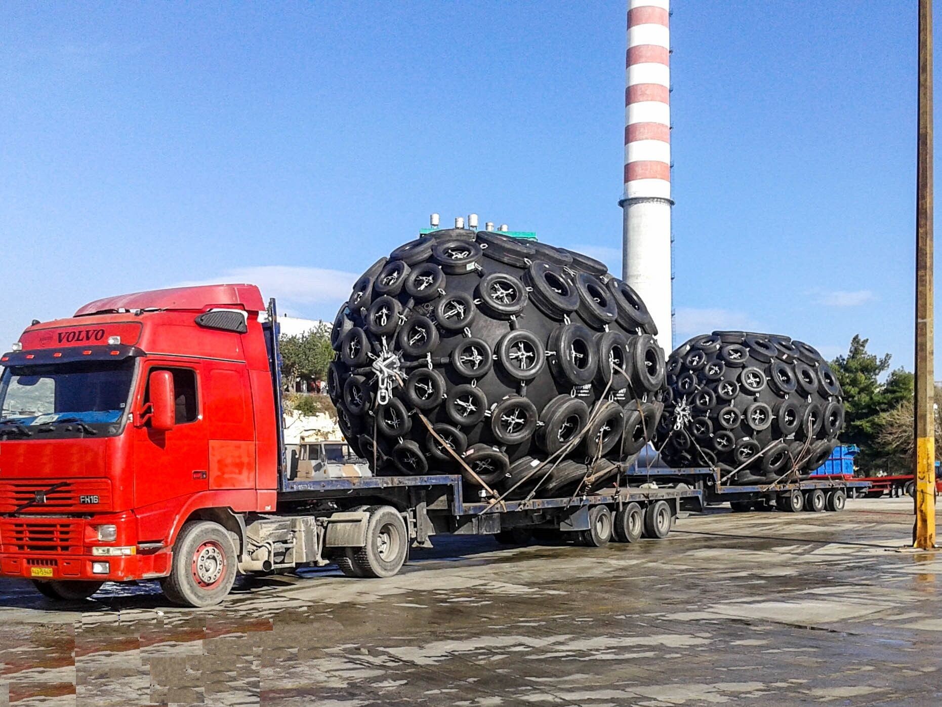 ISO17357 Inflation Marine Rubber Fender 50KPA