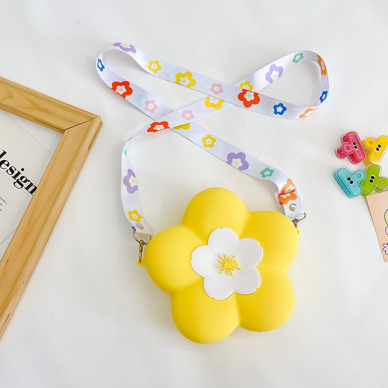 Parent-Child Messenger Bag Silicone Flower Kids Crossbody Bag Makeup Bag Storage Contianer School Office Supplies Gifts