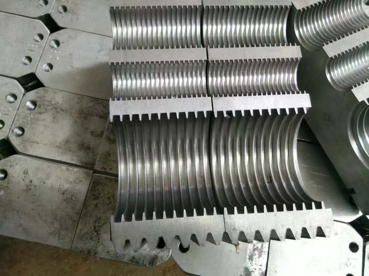 380V/220V/440V High Speed PP PE PA Corrugated Pipe Production Line for Plastic Pipes