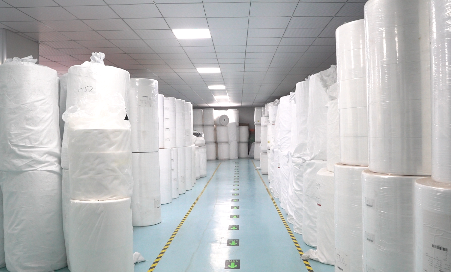 China Manufacturer Wholesale White 3ply Protective Face Mask / 3 Ply Disposable Face Mask