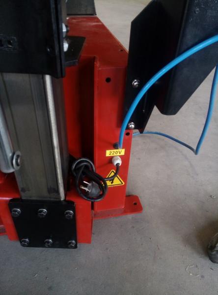 Full automatic leverless tire changer tire replacing equipment