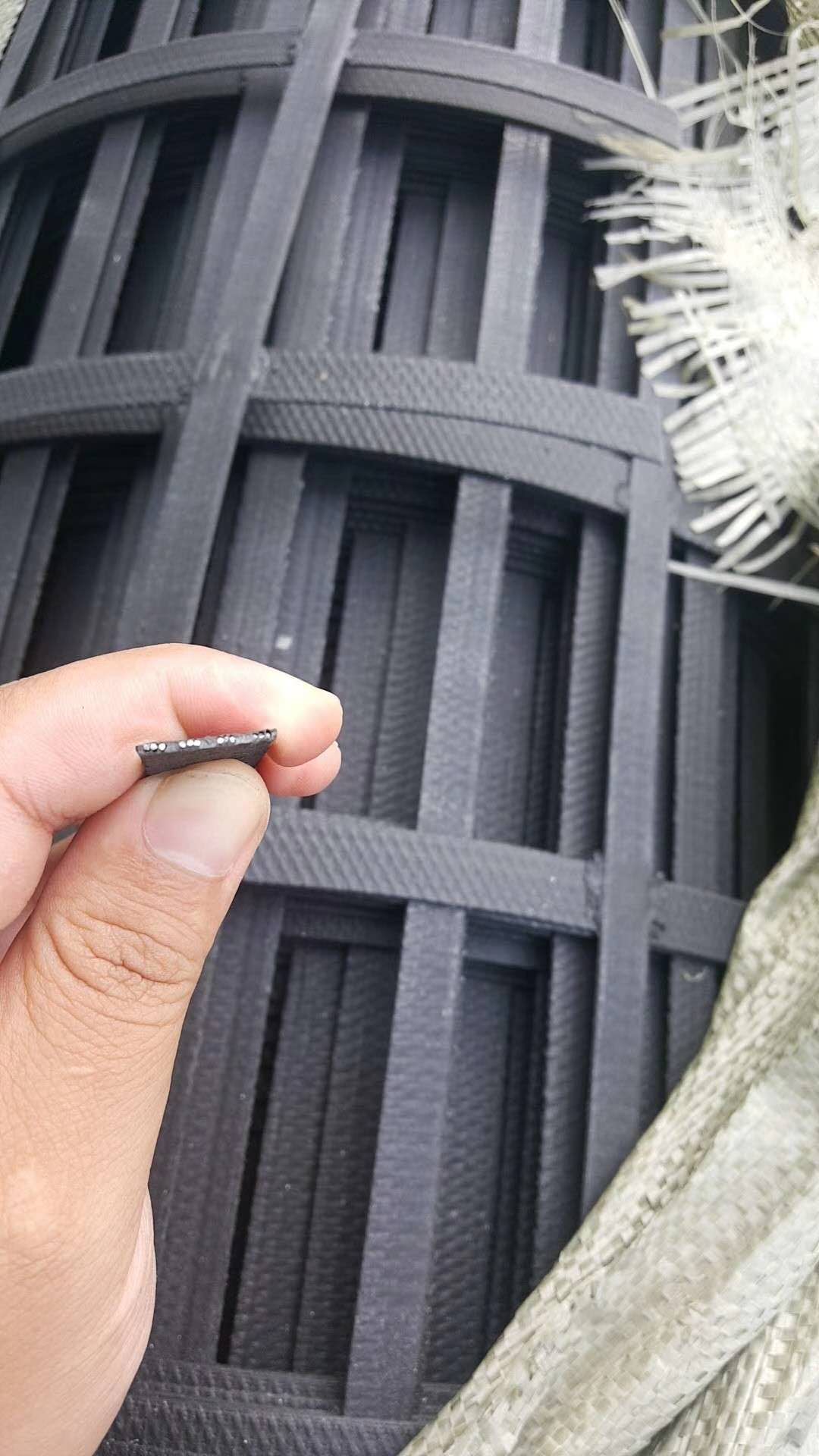 Modern Design Steel Plastic Geogrid for Railway Surface Enhance Road Surface Resistance