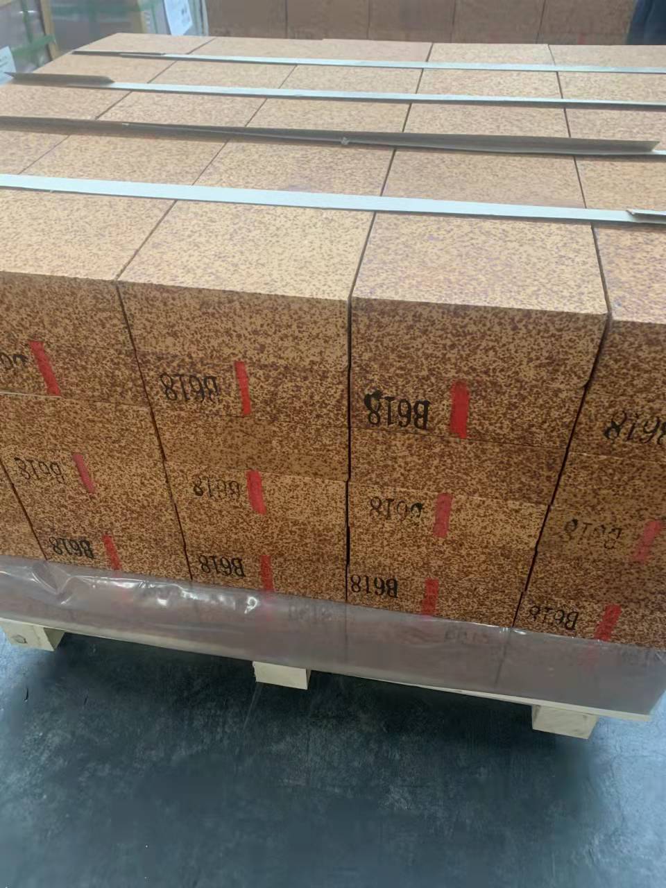High Thermal Shock Resistance Magnesia Alumina Spinel Brick for Cement Kiln Application