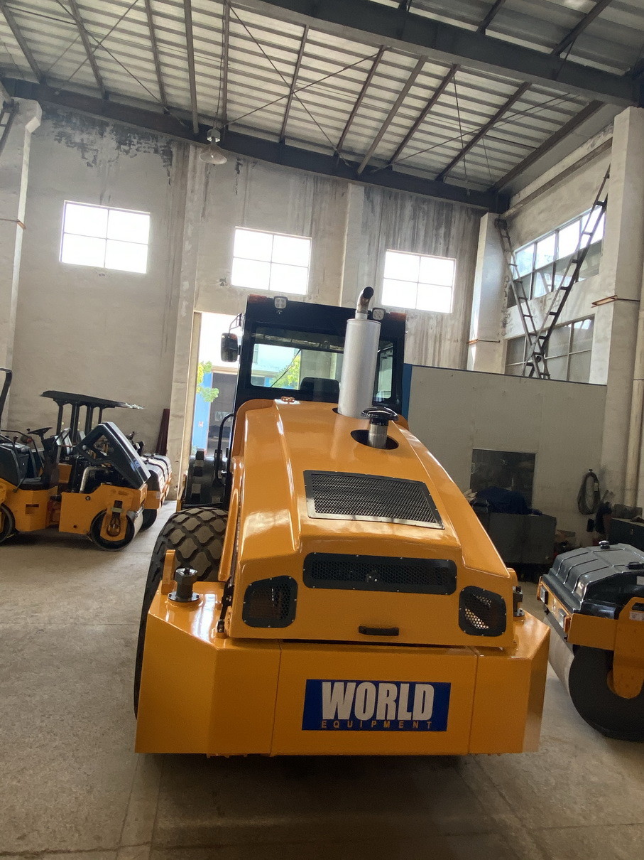 1.7/0.8Hz Vibratory Road Roller Type Vibration Compaction Equipment
