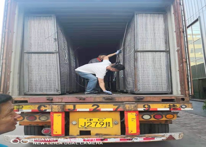 Metal Galvanised Welded Mesh Fencing , Welded Wire Mesh Fence Easily Assembled