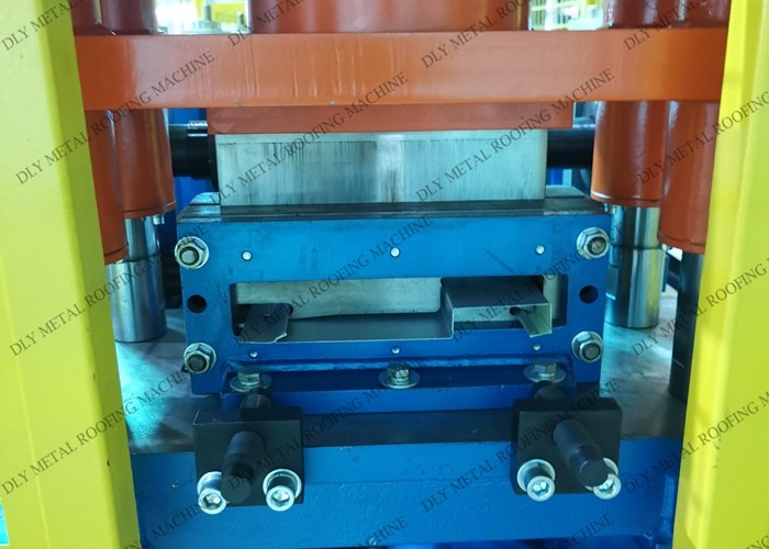 Tr40 Cr12 Chain Drive Corrugated Iron Rolling Machine Trapezoidal Ibr Metal Roll Former