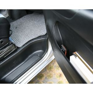 Real Time Tracking Portable GPS Tracker For Children / Disabled / Car