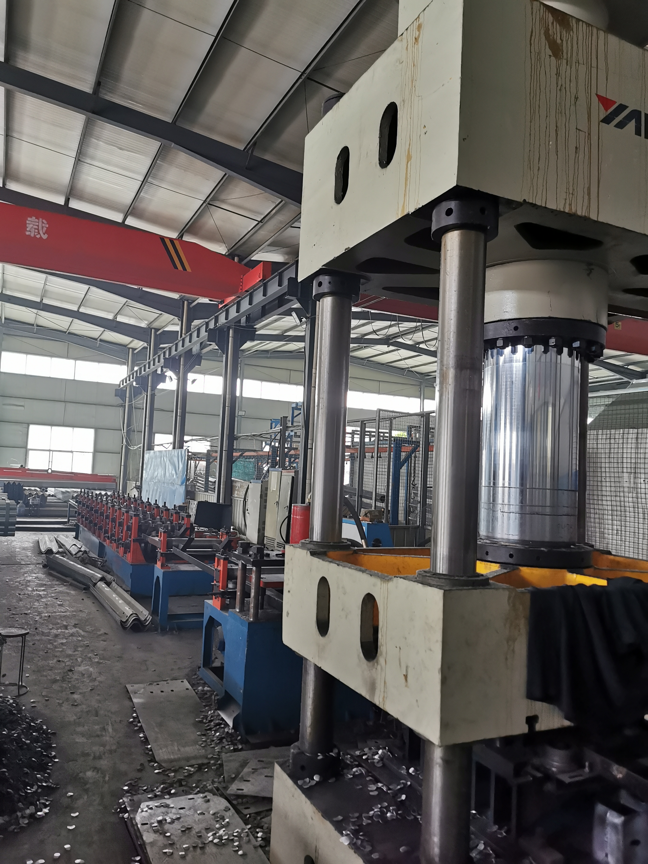 Roadway Safety Hot Dip Galvanized Highway Guardrail Dimensions for Road Traffic Safe