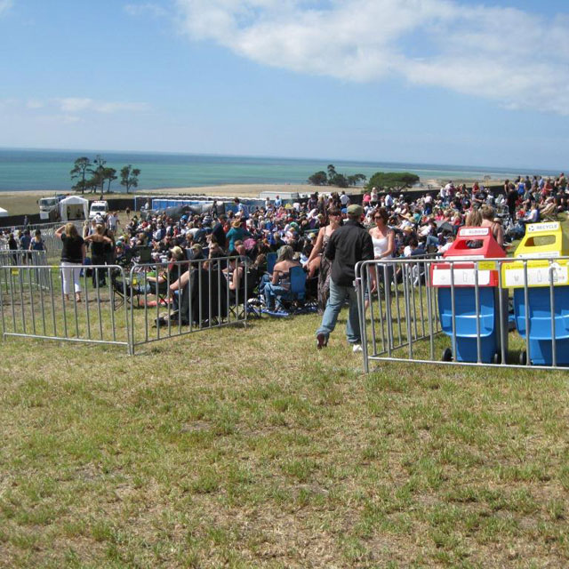 Cheap temporary barricade mobile security traffic barrier.jpg