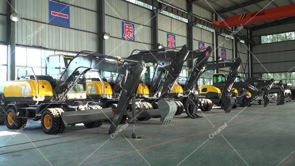 8.5tons Wheel Yellow Large Digger Hydraulic Mining Big Excavator With Spare
