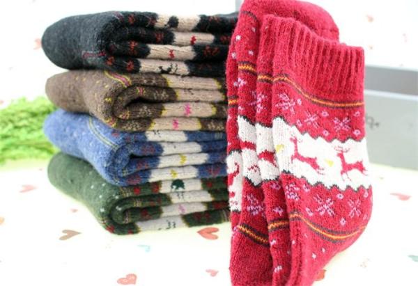 Fashion christmas deer patterned design cozy high warmth winter wool dress socks