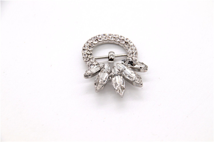 High - Grade Rhinestone Accessorize Shoe Clips With Multiple Colors
