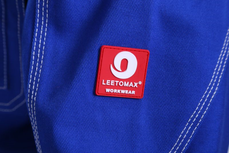 Outdoor 245g Light Weight Mens Work Uniforms , TC Work Jacket