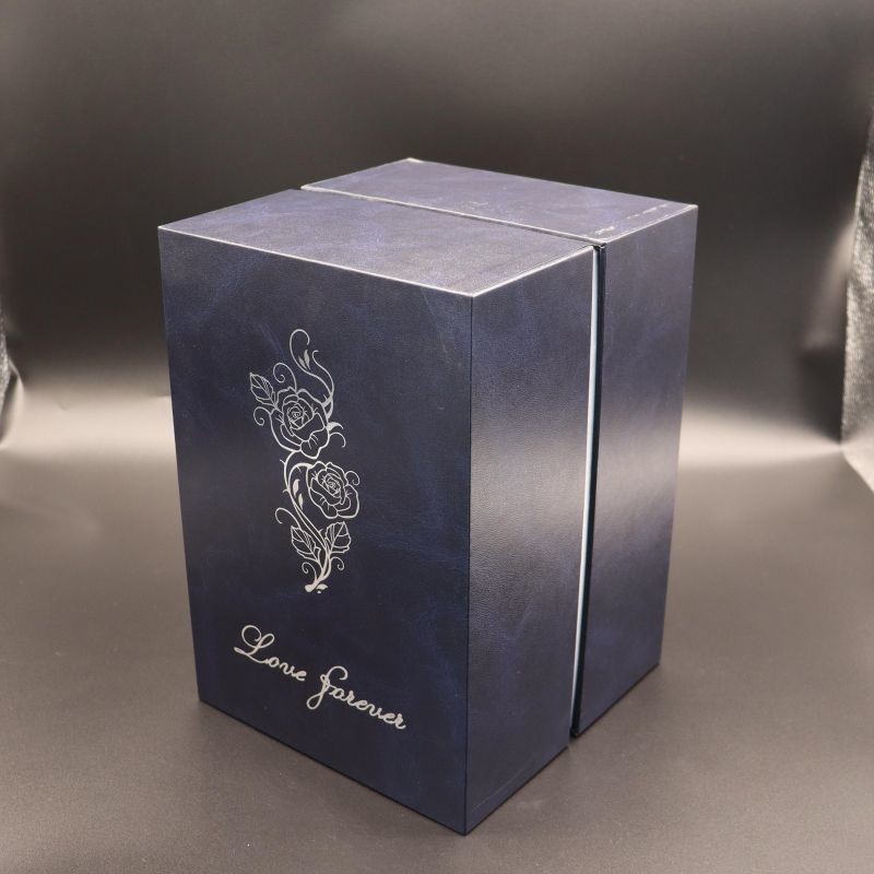 25X17.5X18cm Rigid Cardboard Box Wrapped With Decorative Specialty Paper