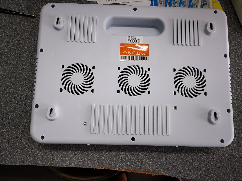 5g mobile phone signal jammer with built-in ten band frequency mobile phone interference shield in school conference roo 
