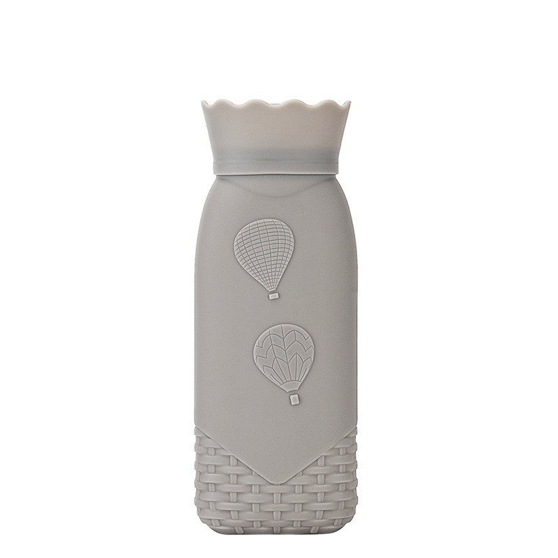 Leak Proof Screw Cap Classic Silicone Hot Water Bottle For Menstrual Bed Warming