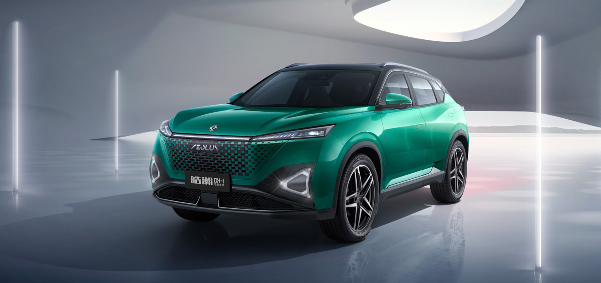 Dongfeng AEOLUS Haohan Gas Car 5-door 5-seater LED Electric Metal Leather Turbo SUV with ACC and Automatic Transmission