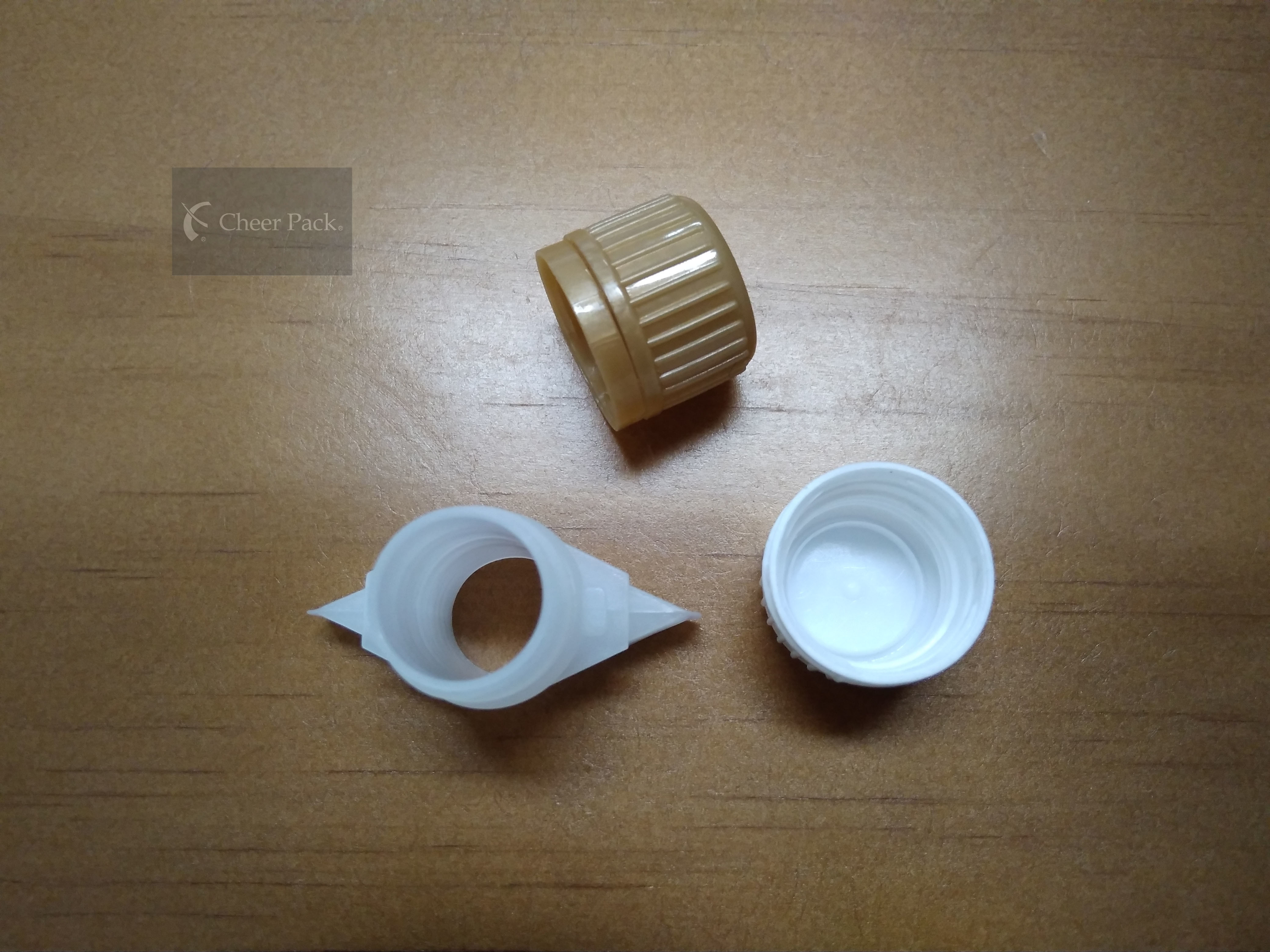 Anti- Theft Ring Type Plastic Spout Caps Food Grade With White Color