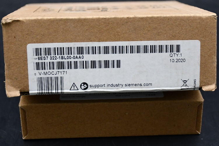 Siemens - PLC I/O Module for use with S7-300 Series, 125 x 40 x 120 mm, Digital, SIMATIC S7-300 Series, 20.4 →