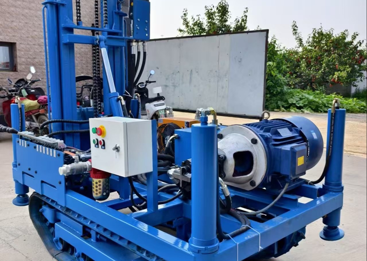 150 Meter Crawler Hydraulic Water Well Drilling Rig For Rocky Drilling