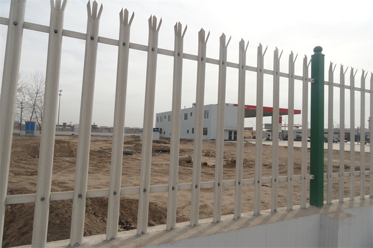 Steel Palisade Fencing Pale 2.4m High 2mm W Triple Point Galvanised