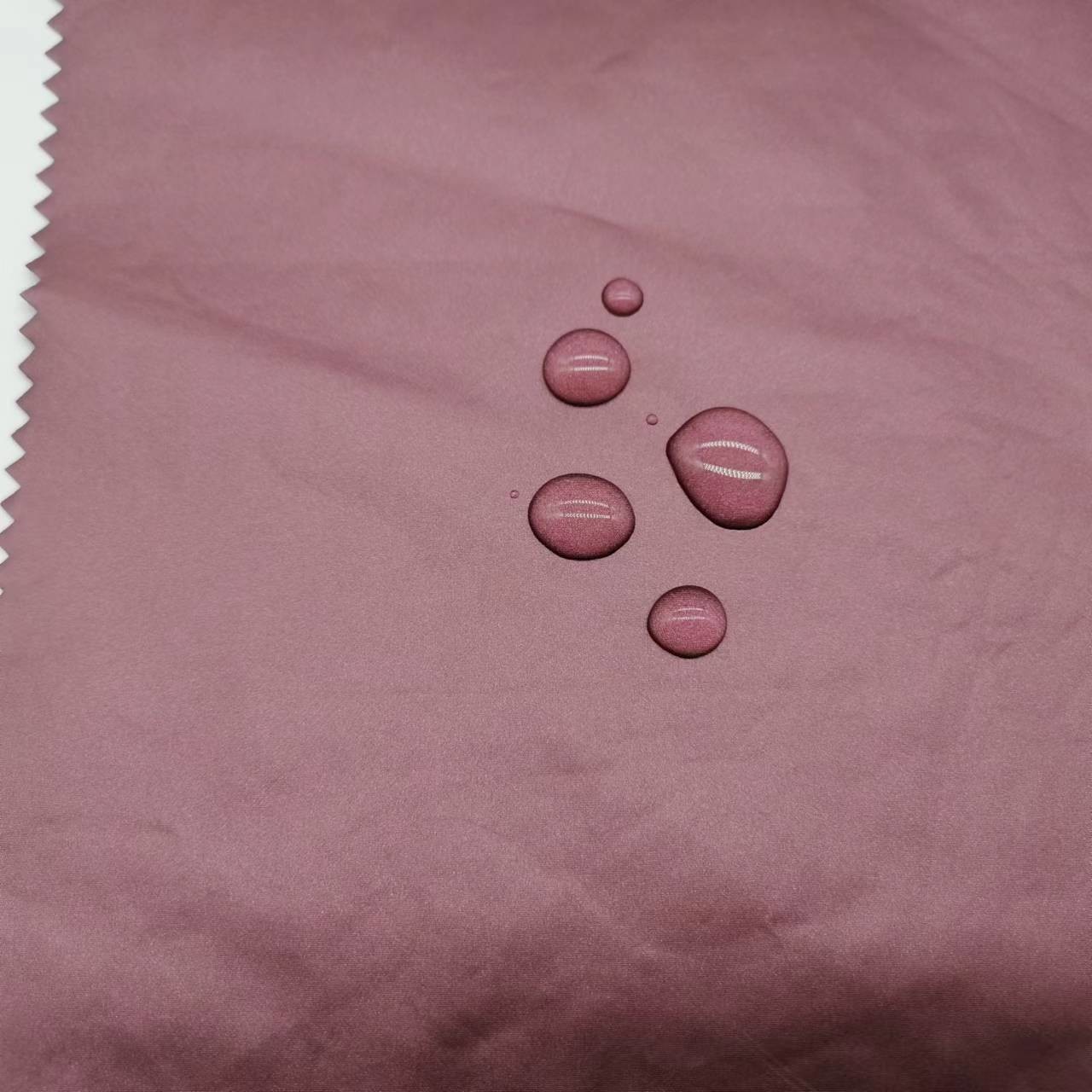 100% Nylon Taffeta Pu Coated Fabric 50Dx50D Waterproof Breathable