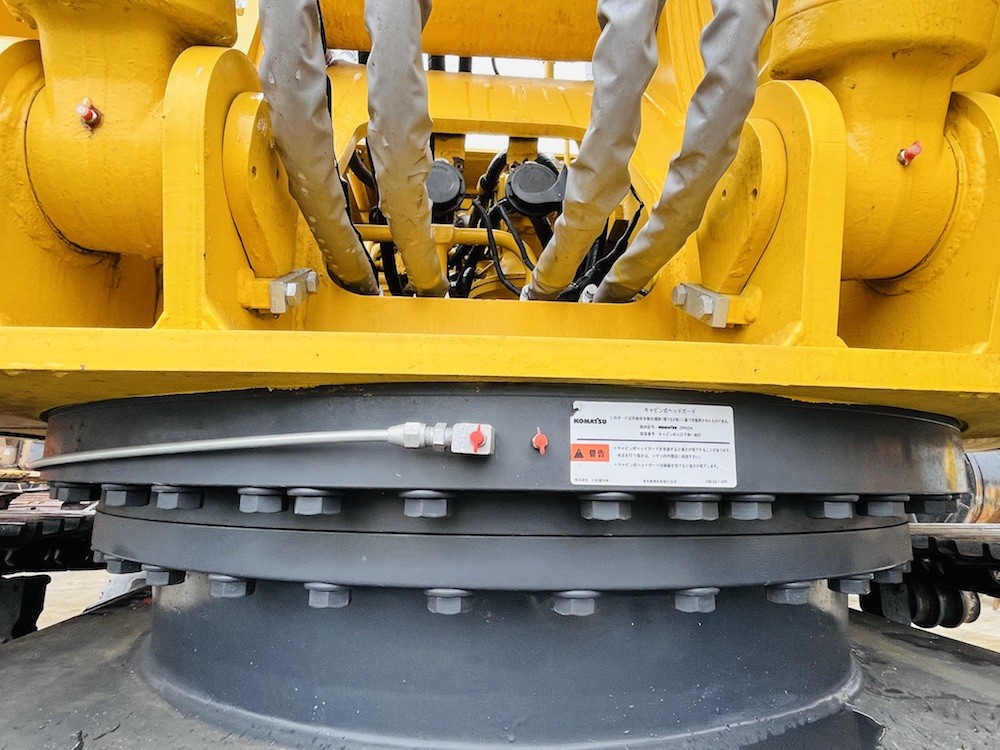 Second Hand Komatsu PC220-8 Hydraulic Crawer Excavator Backhoe Used 22 Ton Digger Construction Machinery