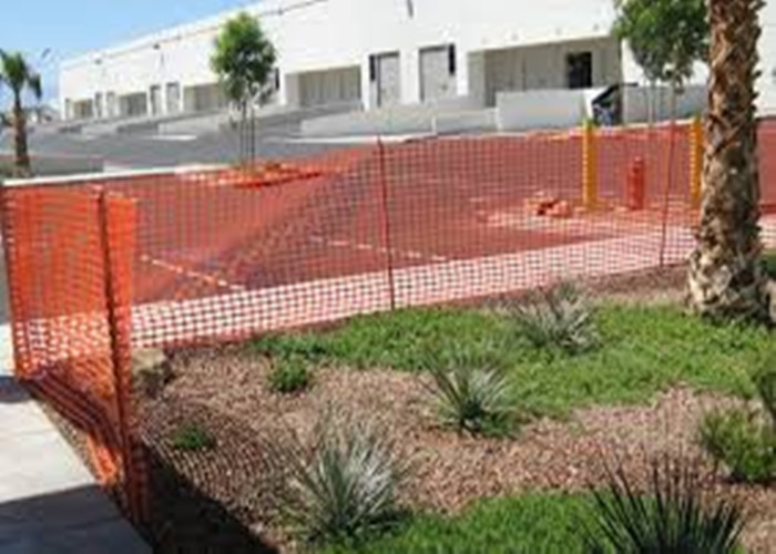 Custom Colorful Plastic Security Fencing , Anti Corrosion Plastic Barrier Fencing Mesh