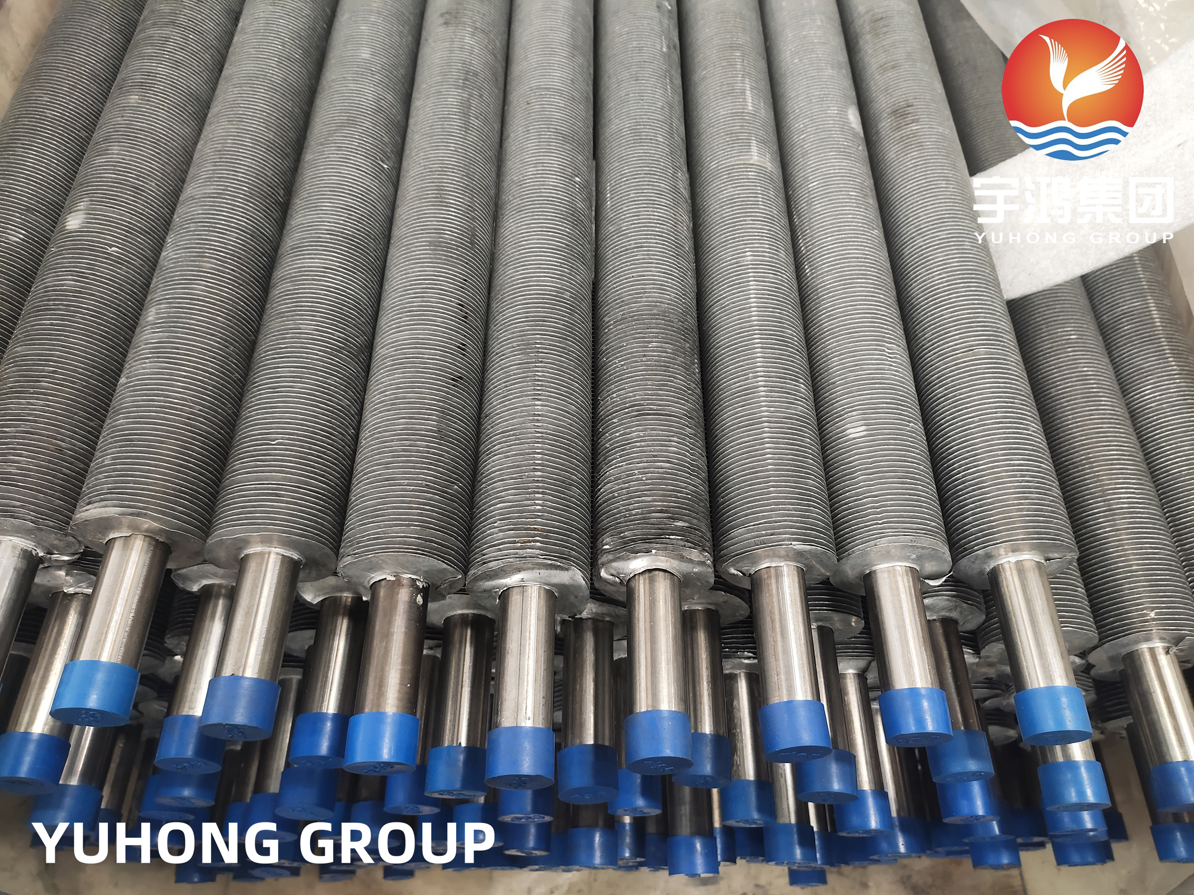 ASTM A249 TP304 Welded Austenitic Steel Extruded Finned Tube For Heat Exchangers