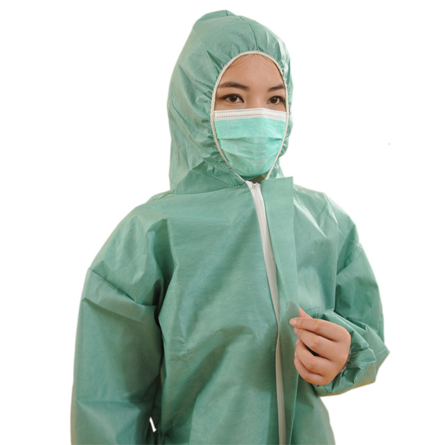 Soft Single Use Non Woven Coverall With Hood Anti Dust / Paint S-3XL Size