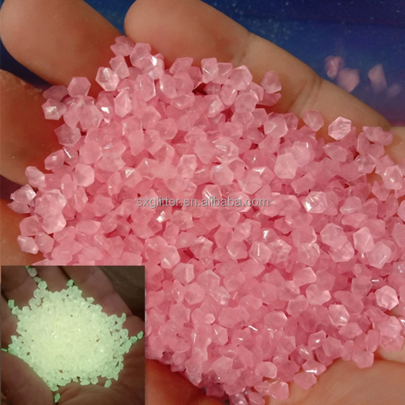 Fluorescent Particles Crafted into Ecofriendly Luminous Stones for Garden Walkways Decor Essential