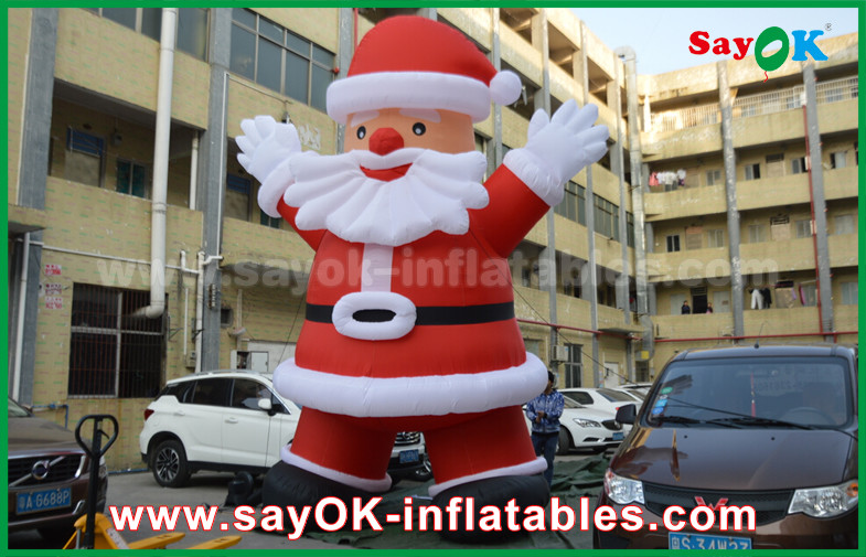 Custom Height Inflatable Holiday Decorations , Outdoor Inflatable Santa Claus