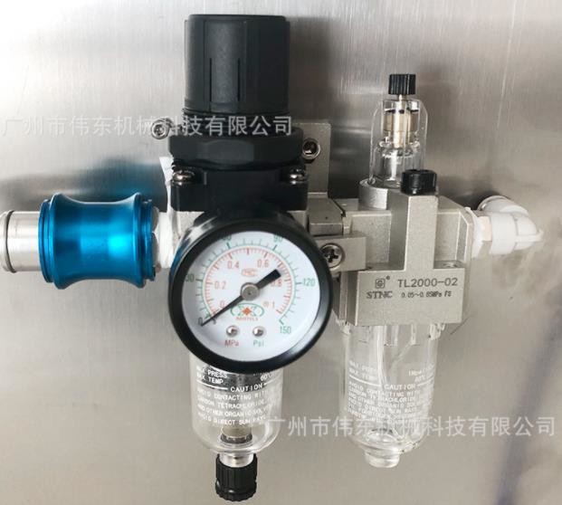 Vertical Pneumatic Cosmetic Liquid Filling Machine Explosionproof Semi Automatic