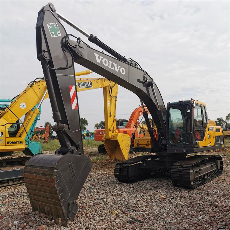 Used Volvo 210 Tracked Excavator with ORIGINAL Hydraulic Cylinder and 650 Working Hours