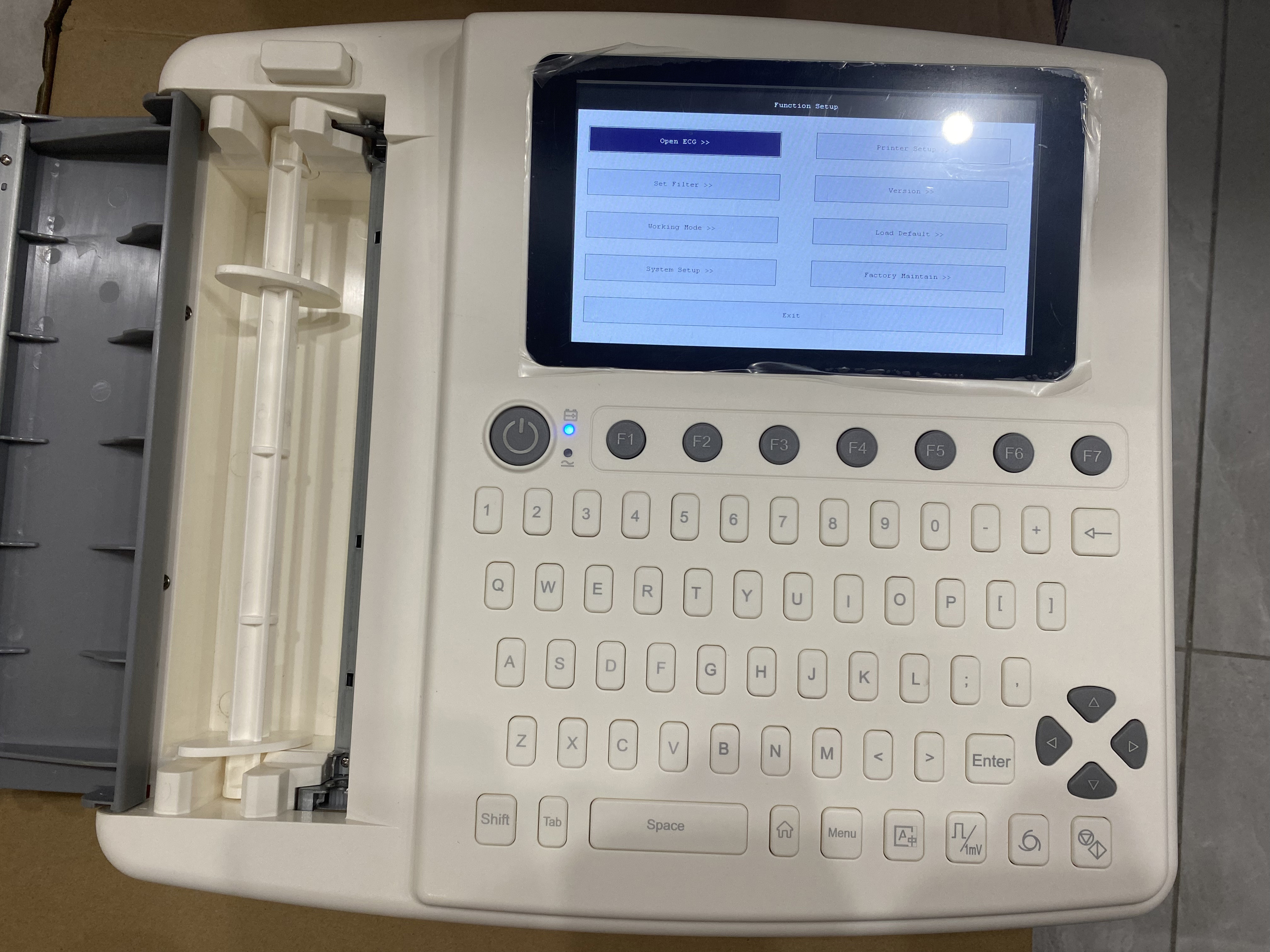 12 Leads 7 Inch Analog Recording Medical ECG Machine With Real Time Data Transfer
