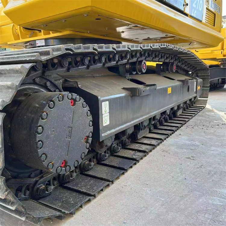 Second Hand 2022 Komatsu PC210 Excavator with Original Hydraulic Pump in Japan Market
