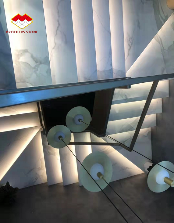 MOHS 6-7 Hardness White Marble Look Porcelain Tile Stairs with Customized Design