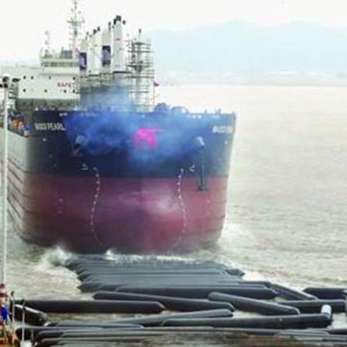 Electric Ship Launching Airbags For Marine 10 Years Design Life ISO 17357 Standard