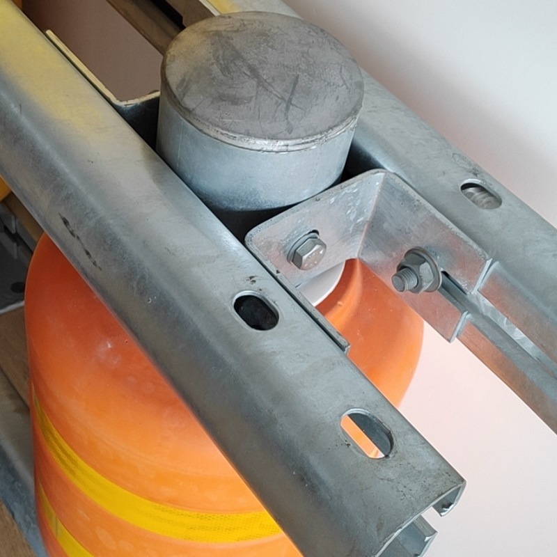 Galvanized Powder Coated Safebuild Roadway Traffic Barrier Safety Roller Crash Barrier