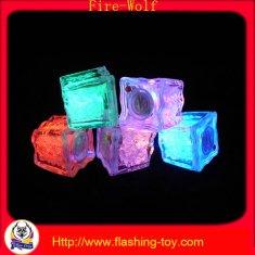 PS green, white, pink, purple color LED Flashing Ice Cube HL-C3412