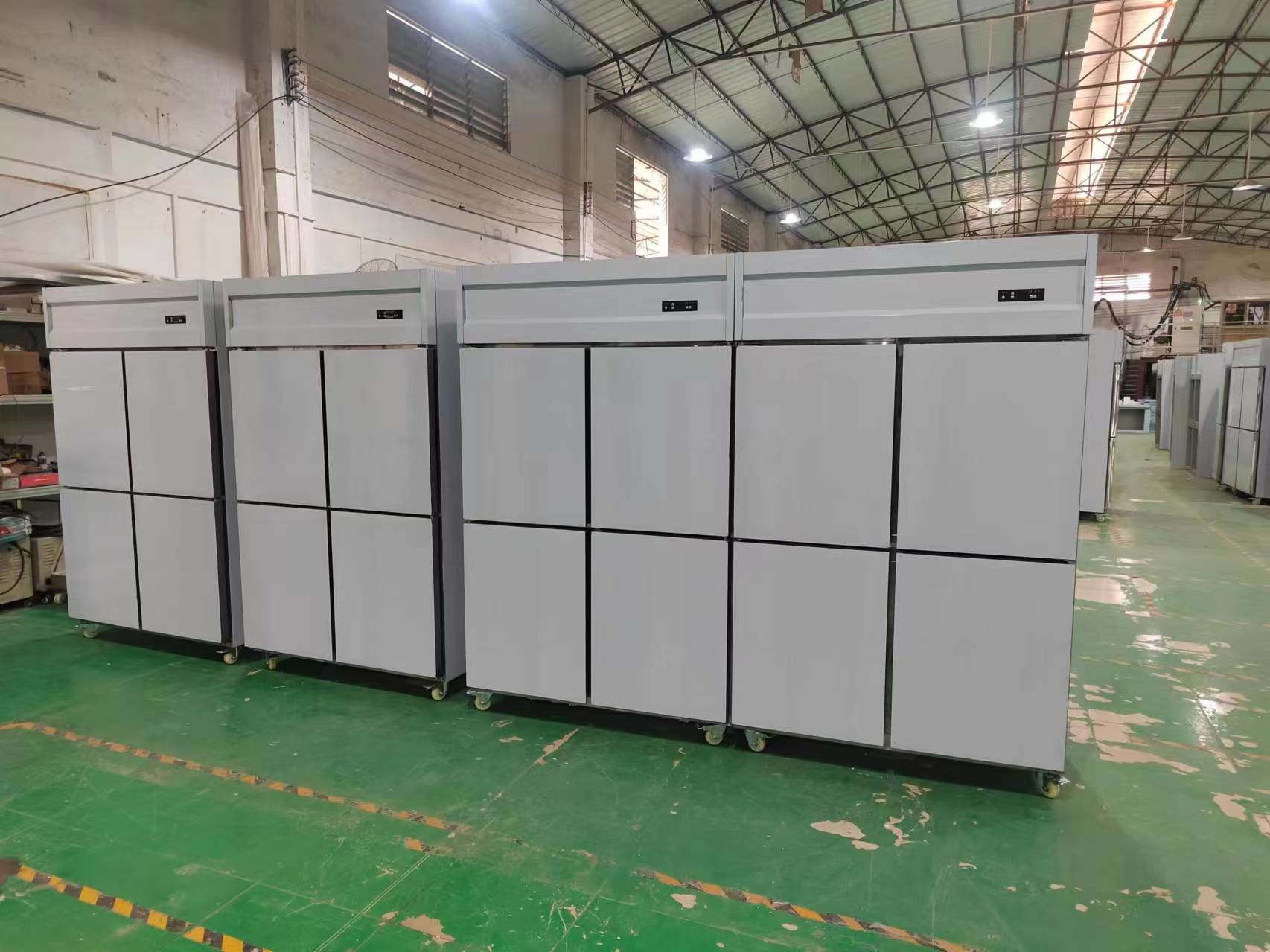 Commercial 2 Doors Upright Chiller Stainless Steel 304 Kitchen Fridge