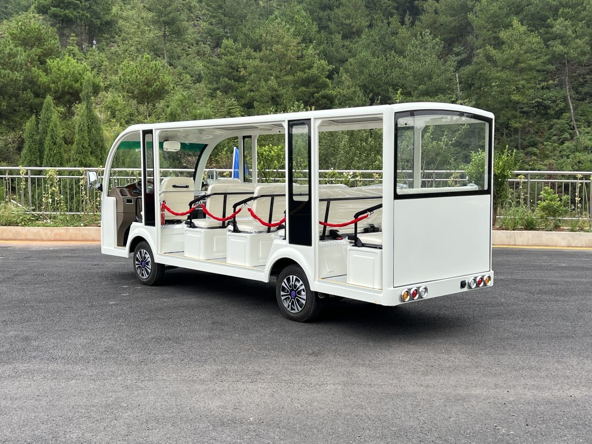 4 Wheels 14 Passengers Electric shuttle Bus sightseeing Car With 7.5KW AC Motor