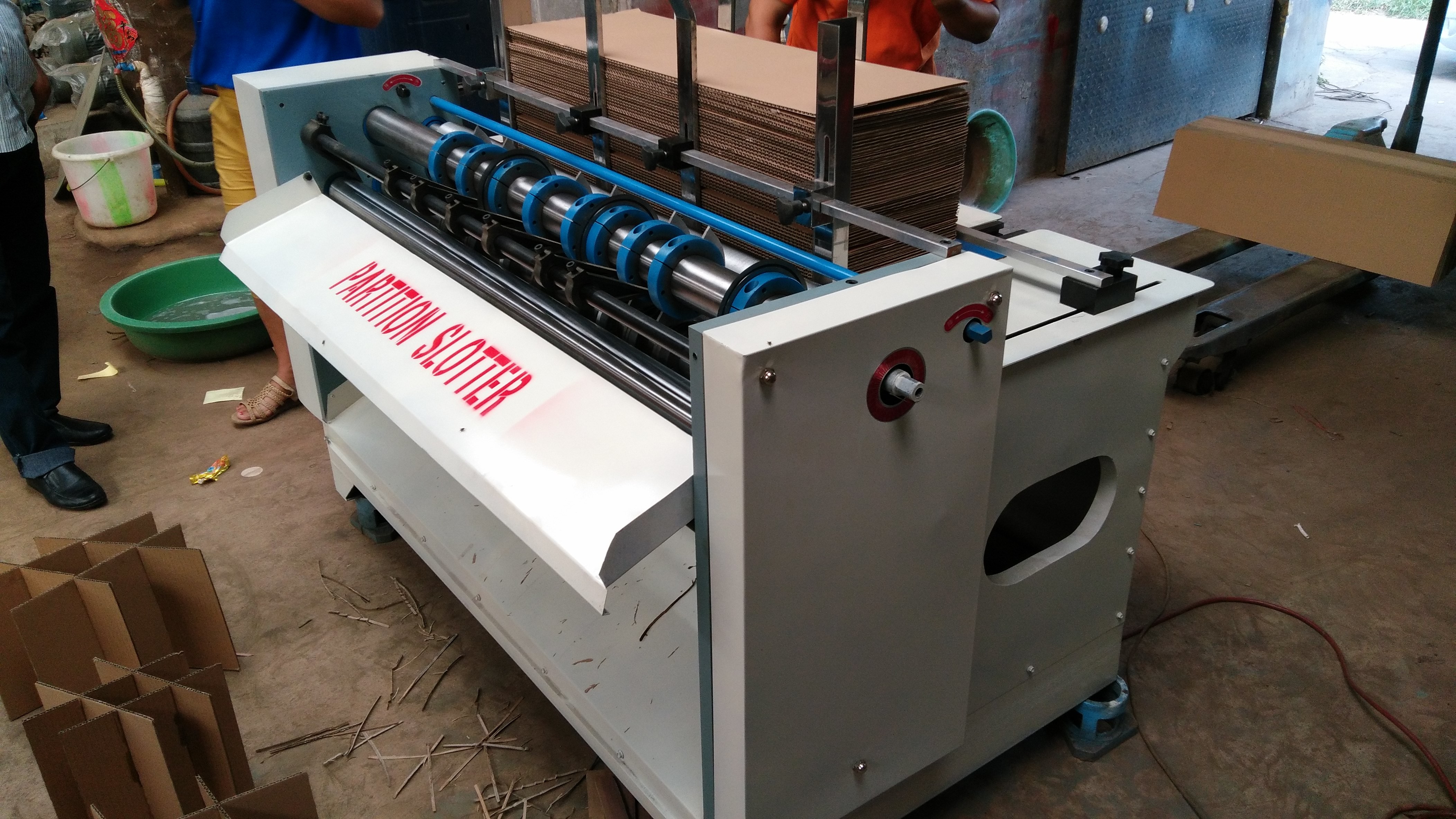 corrugated cardboard High Speed Corrugated Carton Partition Slotter Machine 1 Year Warranty