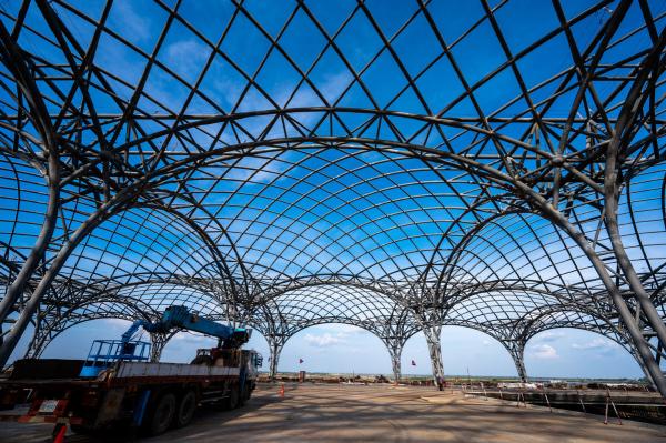 ASTM A36 Prefabricated Steel Frame Carbon Prefab Large Factory Office Building
