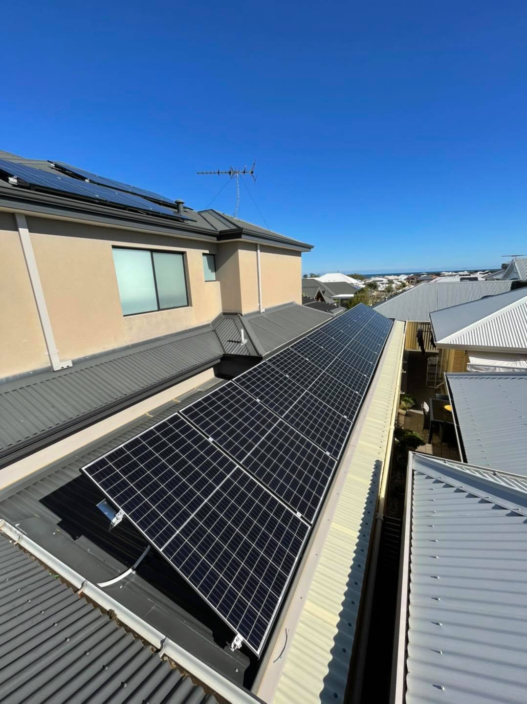 China manufacturer high efficiency solar panel 385W home use all black mono crystalline photovoltaic price solar panel