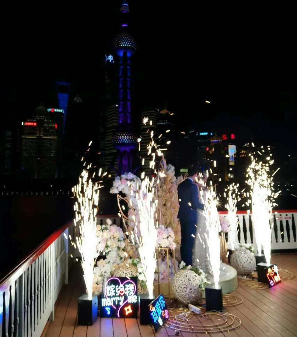 OEM ODM DMX Spark Machine Cold Sparkler Machine For Wedding Party Bar