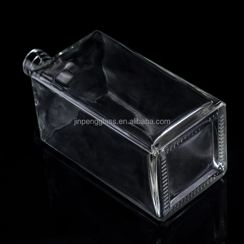Screen Printing 1000ML Clear Glass Bottle For Vodka Square Shape With Screw Cap