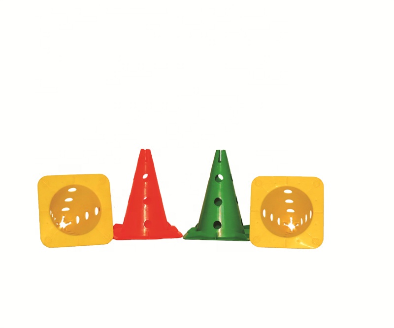 30g Soccer Training Agility Cones for Free-Kicks Goalkeeper on Grass Ground Coaching