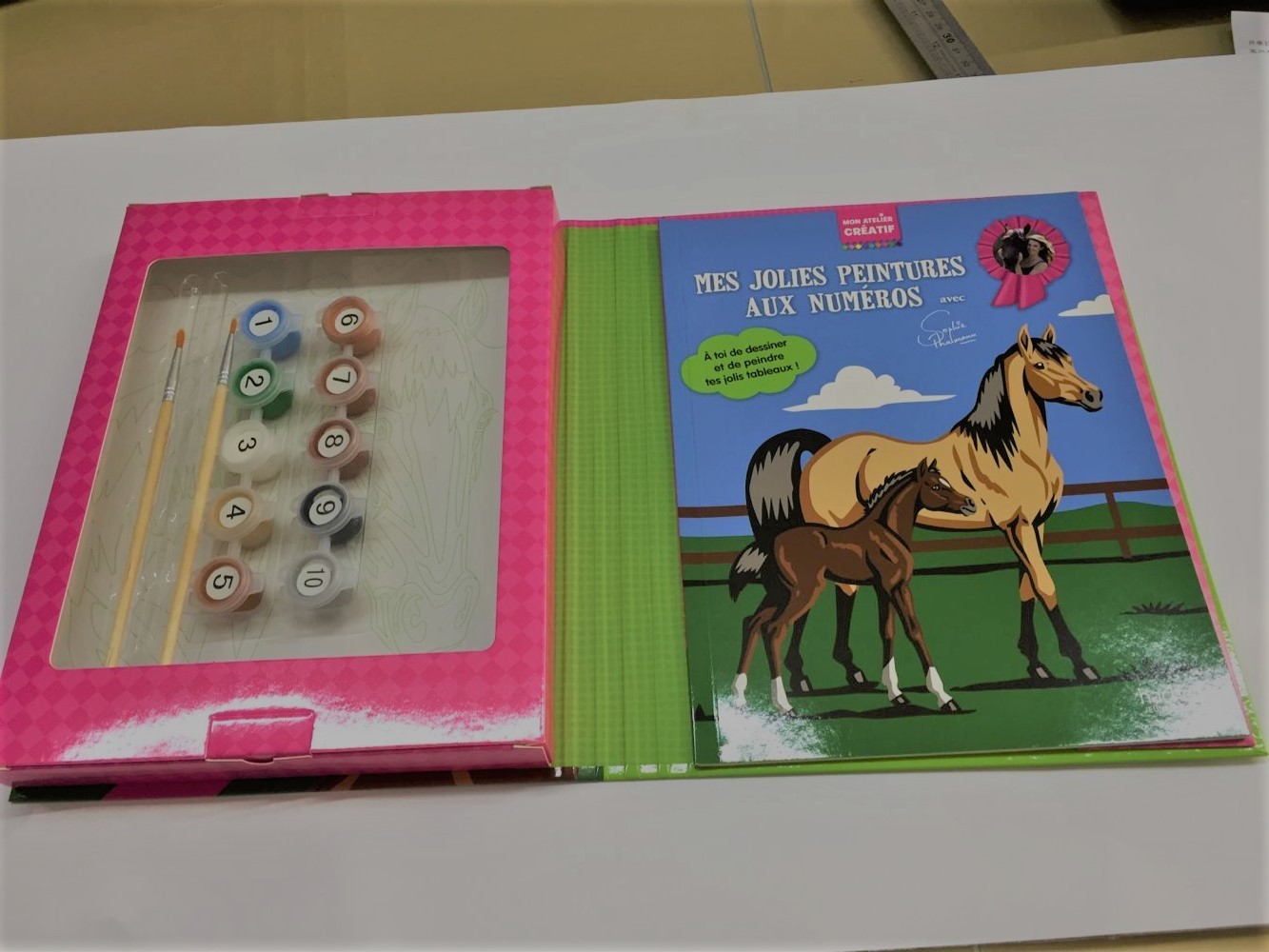 Commercial Baby Activity Book / English Educational Felt Activity Book