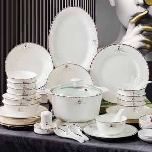 China Medium Size Ceramic Tableware Set Oven Safe Ceramic Dinnerware Set on sale